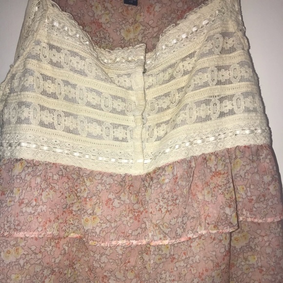 American Eagle Tank Top 4/$15 - Picture 2 of 5